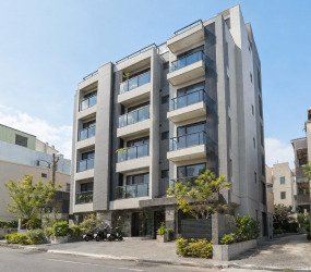 台南華廈電梯住宅外觀