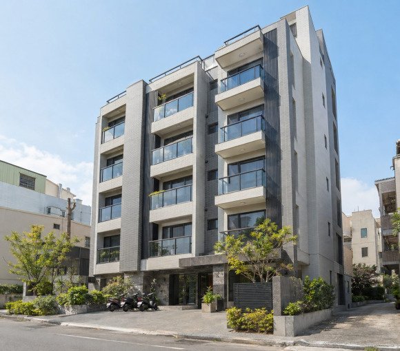 台南華廈電梯住宅外觀